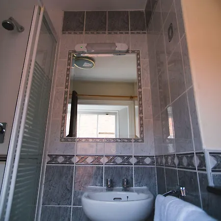 都柏林圣殿区城市酒店 3* 都柏林