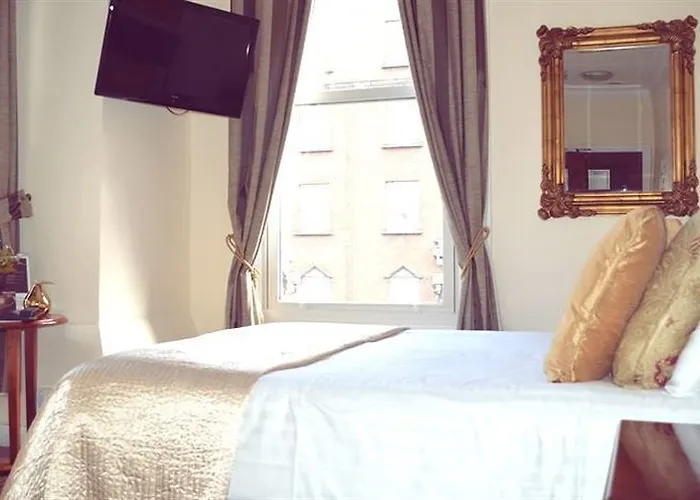 Hotel Citi Of Temple Bar 3*