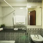 מלון Citi Of Temple Bar 3*