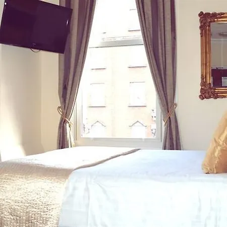 Hotel Citi Of Temple Bar 3*